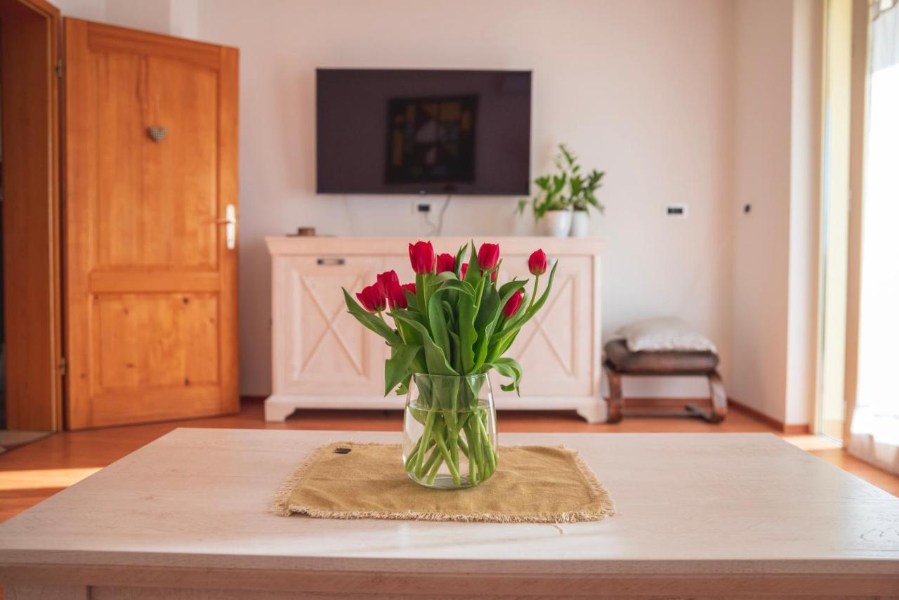 Apartment Laetitia Kaštelir Dış mekan fotoğraf