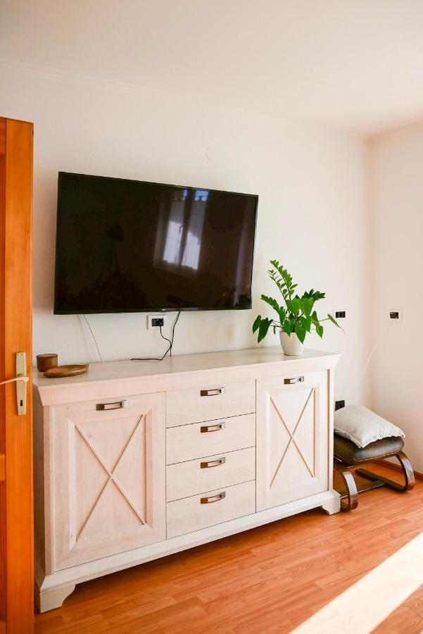 Apartment Laetitia Kaštelir Dış mekan fotoğraf